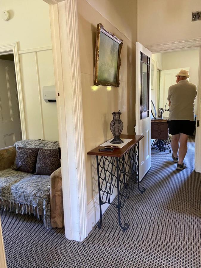 Alfresco Eatery And Historic Villas Reefton Eksteriør bilde