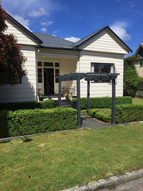 Alfresco Eatery And Historic Villas Reefton Eksteriør bilde